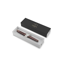 Parker IM Monochrome Fountain Pen Burgundy Blue Refill